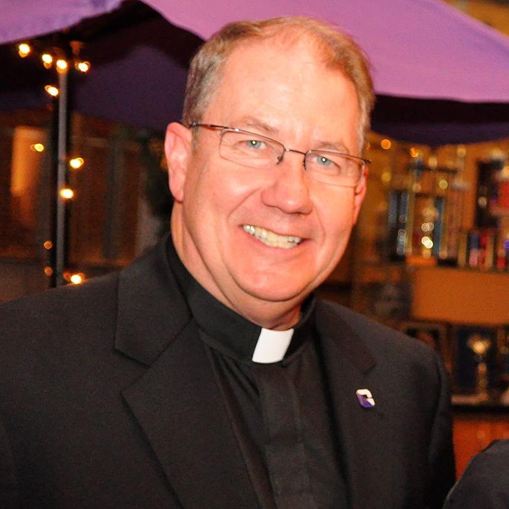 Father Lingan at the Gonzaga Smoker (Photo Credit: Gonzaga.org)