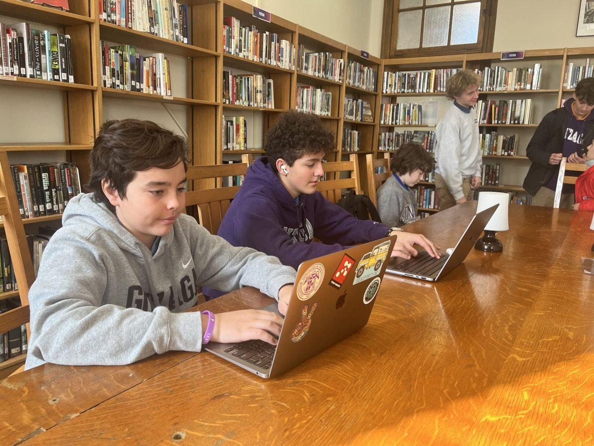 Students still use the library to study despite the new restrictions on technology in the library. Photo by Liam Passey.