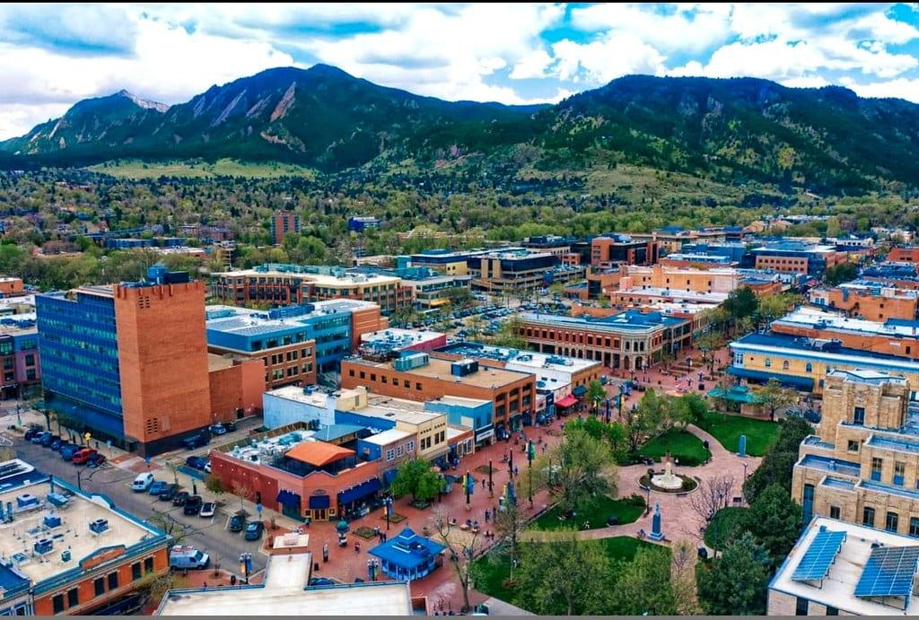 Image of Boulder, photo taken by SLV Native used with creative commons permission, https://www.flickr.com/photos/slvnative/ 